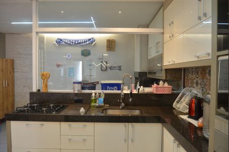 Casa à venda com 162m², 4 quartos e 3 vagasCozinha