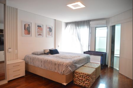 Casa à venda com 162m², 4 quartos e 3 vagasSuíte 2