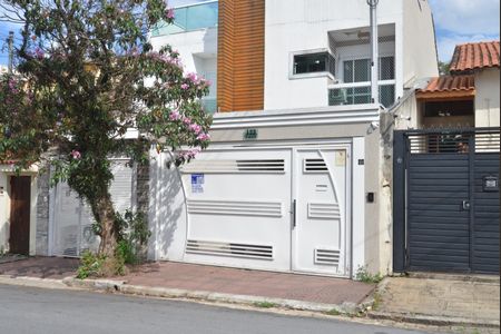 Casa à venda com 162m², 4 quartos e 3 vagasFachada e Placa