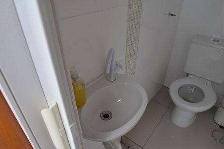 Casa à venda com 162m², 4 quartos e 3 vagasBanheiro de Serviço