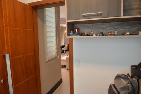 Casa à venda com 162m², 4 quartos e 3 vagasQuarto 1/Escritório