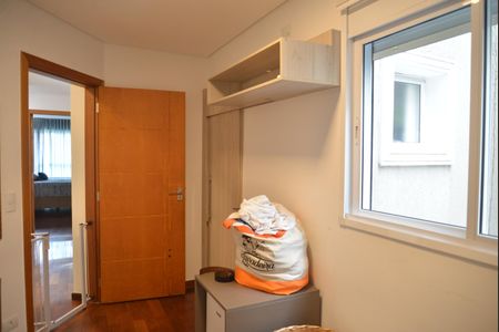 Casa à venda com 162m², 4 quartos e 3 vagasQuarto 2