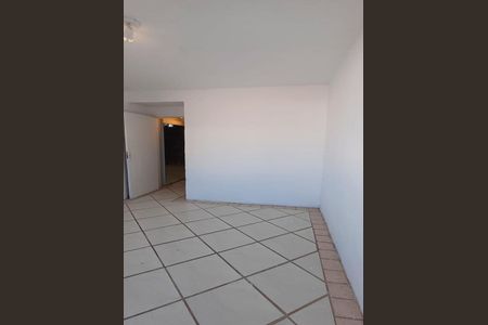 Apartamento para alugar com 76m², 2 quartos e 1 vagaQuarto