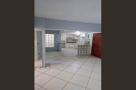Apartamento para alugar com 76m², 2 quartos e 1 vagaSala