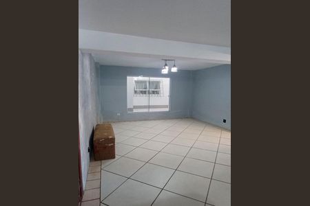Apartamento para alugar com 76m², 2 quartos e 1 vagaSala