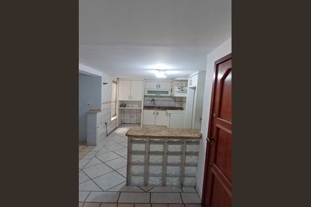 Apartamento para alugar com 76m², 2 quartos e 1 vagaCozinha