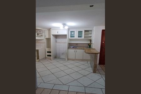 Apartamento para alugar com 76m², 2 quartos e 1 vagaCozinha