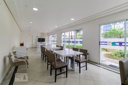 Apartamento para alugar com 28m², 1 quarto e 1 vagaÁrea comum - Salão de festas