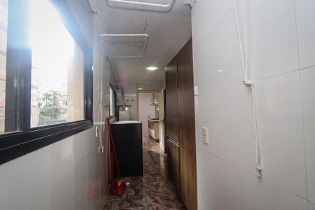 Apartamento para alugar com 203m², 3 quartos e 4 vagasÁrea de Serviço