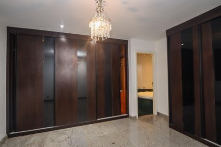 Apartamento para alugar com 203m², 3 quartos e 4 vagasSuíte