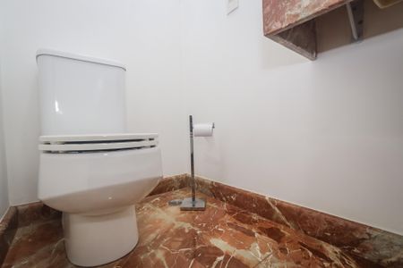 Apartamento para alugar com 203m², 3 quartos e 4 vagasLavabo