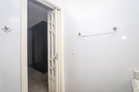 Apartamento para alugar com 203m², 3 quartos e 4 vagasBanheiro da Suíte 2