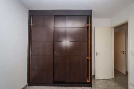 Apartamento para alugar com 203m², 3 quartos e 4 vagasSuíte 2