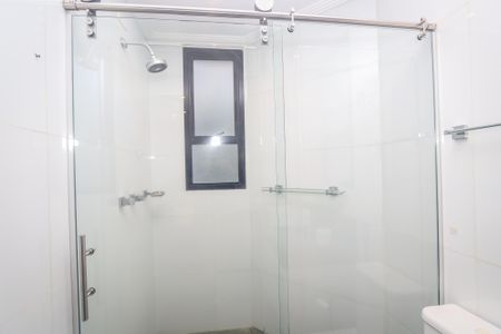 Apartamento para alugar com 203m², 3 quartos e 4 vagasBanheiro da Suíte
