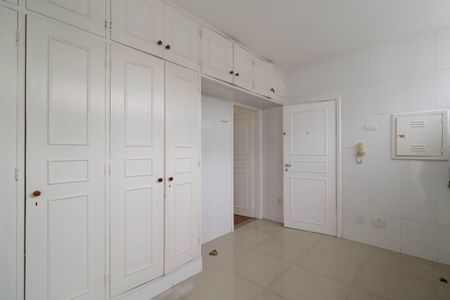 Apartamento à venda com 96m², 2 quartos e 1 vagaCozinha
