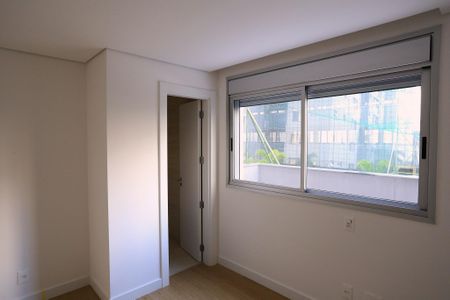 Apartamento à venda com 100m², 2 quartos e 2 vagasSuíte 2