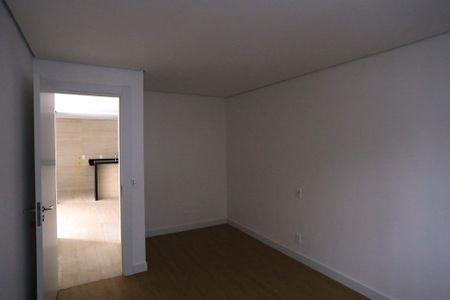 Apartamento à venda com 100m², 2 quartos e 2 vagasSuíte 1 