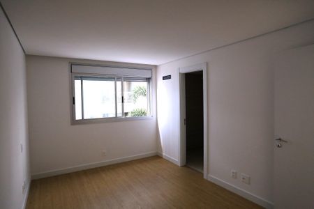 Apartamento à venda com 100m², 2 quartos e 2 vagasSuíte 1 