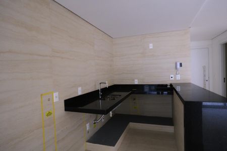 Apartamento à venda com 100m², 2 quartos e 2 vagasCozinha