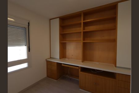 Apartamento à venda com 130m², 4 quartos e 2 vagasEscritório