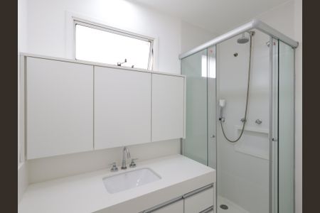 Apartamento à venda com 130m², 4 quartos e 2 vagasBanheiro da Suíte 2