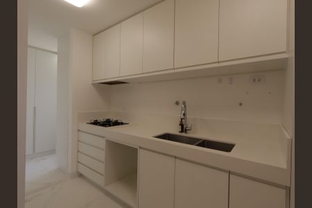 Apartamento à venda com 130m², 4 quartos e 2 vagasCozinha