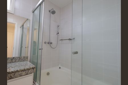 Apartamento à venda com 130m², 4 quartos e 2 vagasBanheiro da Suíte 1