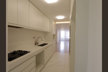 Apartamento à venda com 130m², 4 quartos e 2 vagasCozinha