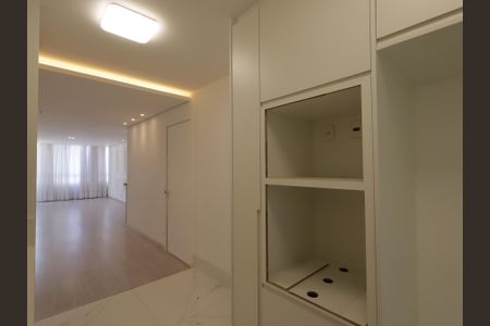 Apartamento à venda com 130m², 4 quartos e 2 vagasCozinha