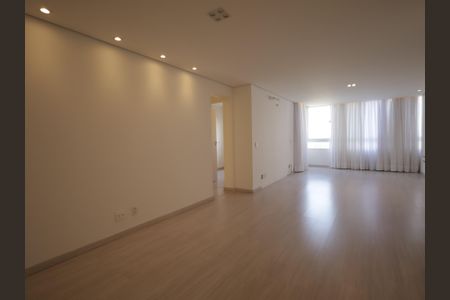 Apartamento à venda com 130m², 4 quartos e 2 vagasSala de Jantar