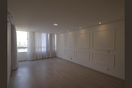 Apartamento à venda com 130m², 4 quartos e 2 vagasSala