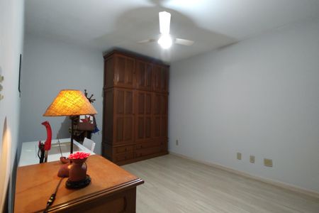 Casa de condomínio à venda com 109m², 3 quartos e 2 vagasQuarto 2