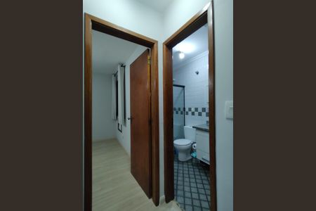 Casa de condomínio à venda com 109m², 3 quartos e 2 vagasCorredor