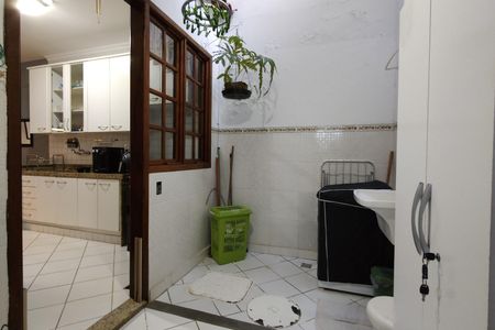Casa de condomínio à venda com 109m², 3 quartos e 2 vagasÁrea de Serviço