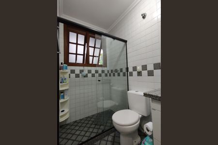 Casa de condomínio à venda com 109m², 3 quartos e 2 vagasBanheiro 2