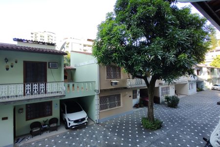 Casa de condomínio à venda com 109m², 3 quartos e 2 vagasVista Quarto 3