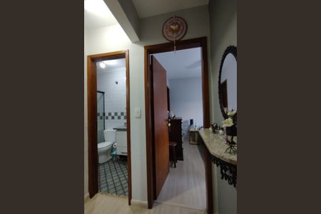 Casa de condomínio à venda com 109m², 3 quartos e 2 vagasCorredor