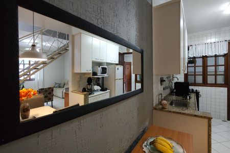 Casa de condomínio à venda com 109m², 3 quartos e 2 vagasSala