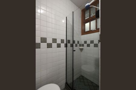 Casa de condomínio à venda com 109m², 3 quartos e 2 vagasBanheiro 1