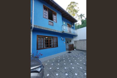Casa de condomínio à venda com 109m², 3 quartos e 2 vagasFachada da Casa