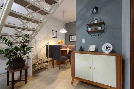 Casa de condomínio à venda com 109m², 3 quartos e 2 vagasSala