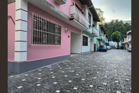 Casa de condomínio à venda com 109m², 3 quartos e 2 vagasÁrea comum