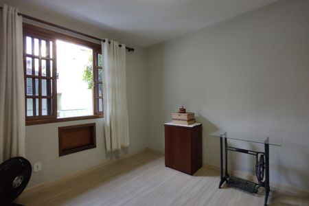 Casa de condomínio à venda com 109m², 3 quartos e 2 vagasQuarto 3