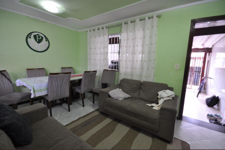 Casa à venda com 125m², 3 quartos e 2 vagasSala