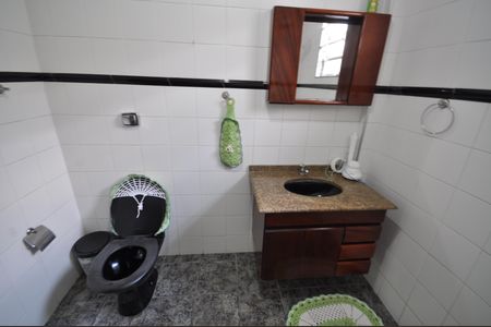 Casa à venda com 125m², 3 quartos e 2 vagasBanheiro Social