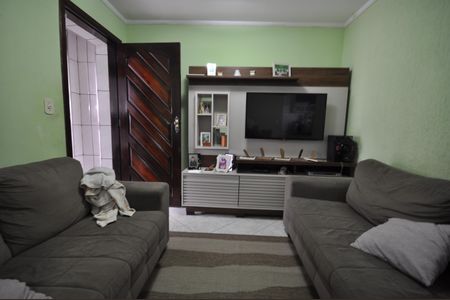 Casa à venda com 125m², 3 quartos e 2 vagasSala