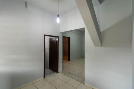 Casa para alugar com 69m², 2 quartos e 1 vaga Casa para alugar com 69m², 2 quartos e 1 vagaSala de Jantar