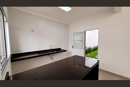 Casa à venda com 74m², 3 quartos e 1 vaga Casa à venda com 74m², 3 quartos e 1 vagaCozinha