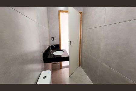 Casa à venda com 74m², 3 quartos e 1 vaga Casa à venda com 74m², 3 quartos e 1 vagaBanheiro