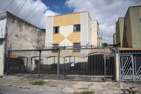 Apartamento à venda com 105m², 3 quartos e 1 vagaFachada/Placa